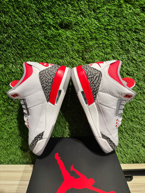 Jordan 3 Retro Fire Red (2022) (GS) Sz 5Y