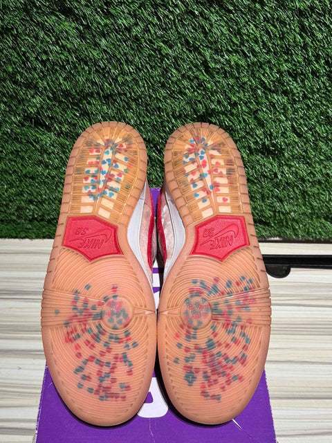 Nike SB Dunk Low StrangeLove Skateboards Sz 13M