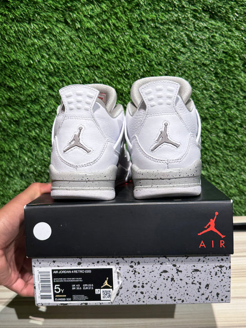 Jordan 4 Retro White Oreo (2021) (GS) Sz 5Y