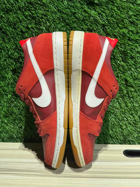 Nike SB Zoom Dunk Low Track Red Sz 10