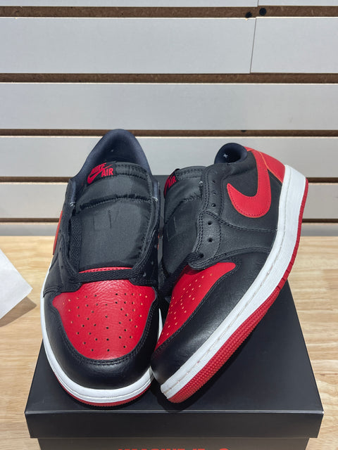 Jordan 1 Retro Low OG Banned Sz 11