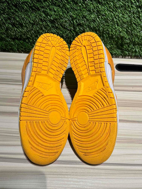 Nike Dunk Low Laser Orange (Women's) Sz 7W/5.5Y