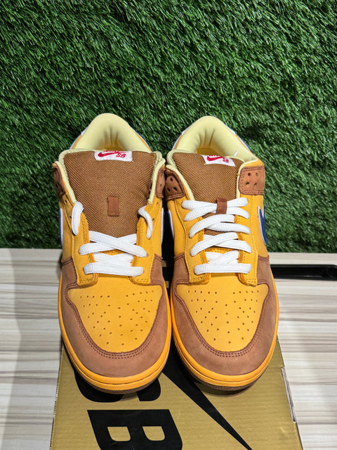 Nike SB Dunk Low Newcastle Brown Ale Sz 11