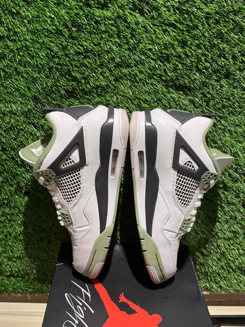 Jordan 4 Retro Seafoam (Women's) Sz 9M/10.5W