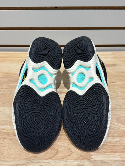 Nike Cosmic Unity 3 N7 Sz 10.5M