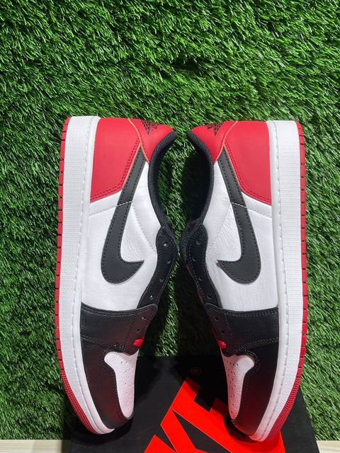Jordan 1 Retro Low OG Black Toe (2023)