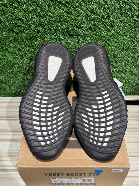 adidas Yeezy Boost 350 V2 Black Red Sz 12M