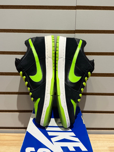 Nike SB Dunk Low Neon J Pack Sz 9
