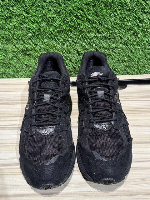 New Balance 2002R Protection Pack Black Sz 11.5