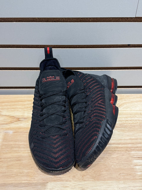 Nike LeBron 16 Fresh Bred Sz 10.5