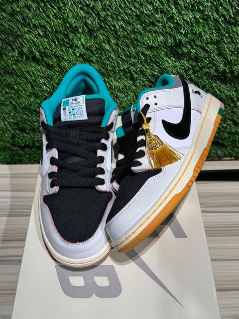 Nike SB Dunk Low CSEF Sz 9.5M