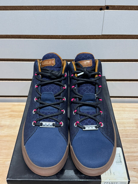 Nike LeBron 12 NSW Fireberry Denim Sz 9.5