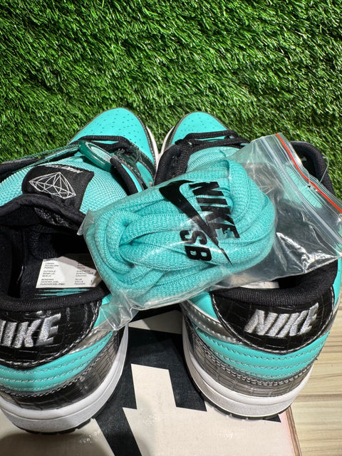 Nike SB Dunk Low Diamond Supply Co. Sz 9