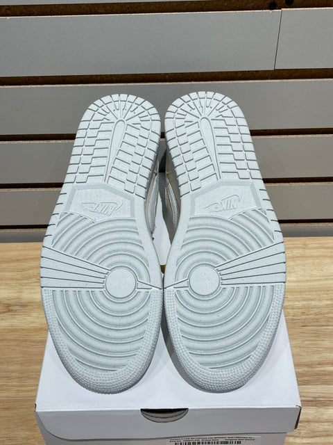 Jordan 1 Low Se Canvas Iris Whisper Sail (Women's) Sz 10