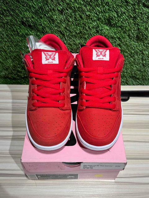 Nike SB Dunk Low Verdy Girls Don't Cry Bundle Sz 8