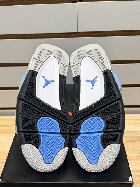 Jordan 4 Retro University Blue (GS) Sz 3.5Y
