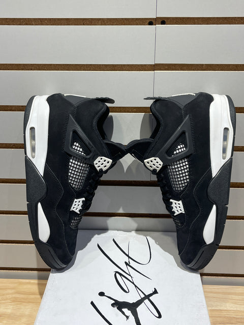 Jordan 4 Retro White Thunder Sz 12