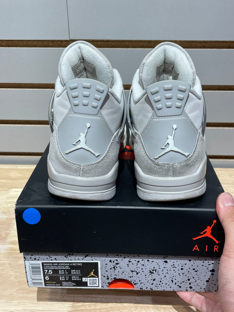 Jordan 4 Retro Frozen Moments (Women's) Sz 6M