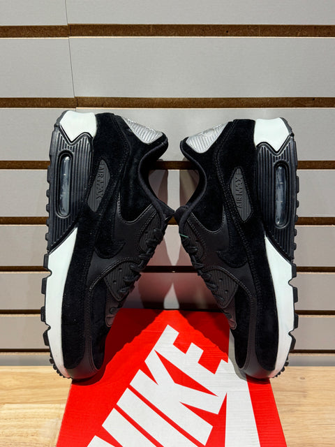 Nike Air Max 90 Rebel Skulls Sz 11