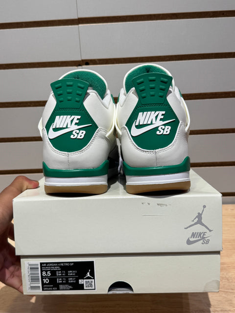 Jordan 4 Retro SB Pine Green Sz 8.5