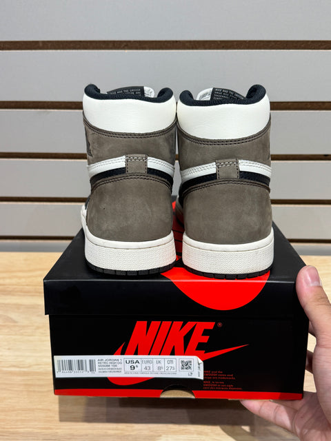 Jordan 1 Retro High Dark Mocha Sz 9.5
