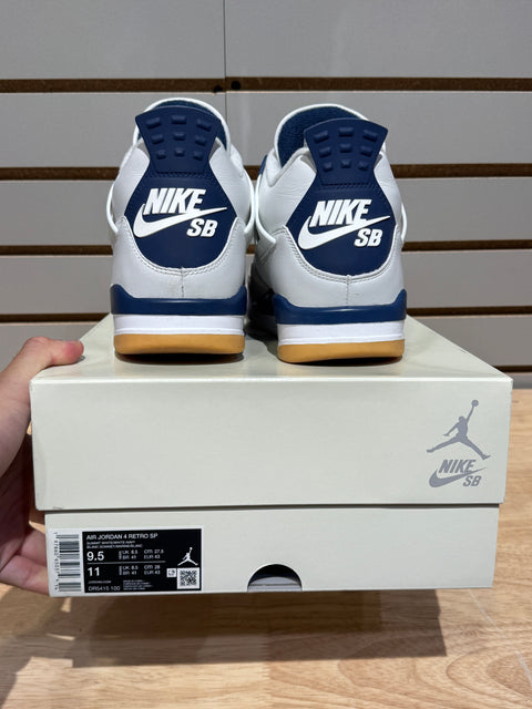 Jordan 4 Retro SB Navy Sz 9.5