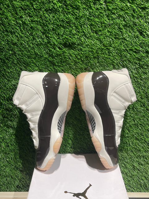 Jordan 11 Retro Neapolitan (Women's) Sz 7M