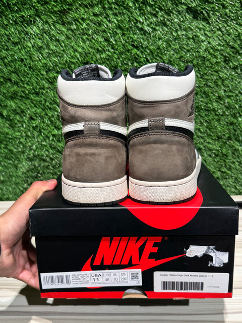 Jordan 1 Retro High Dark Mocha Sz 11