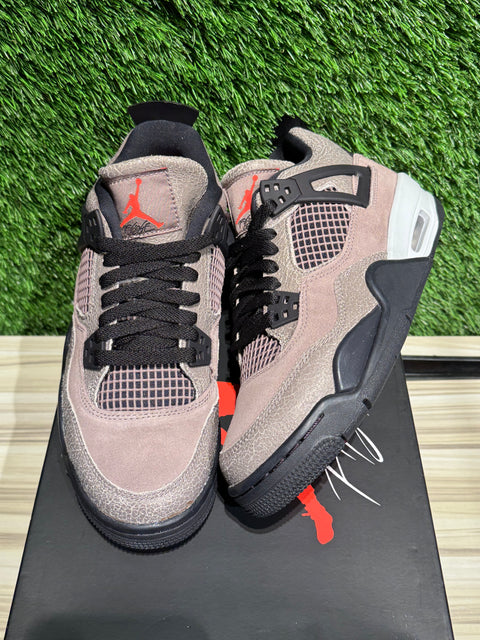 Jordan 4 Retro Taupe Haze (GS) Sz 6.5Y
