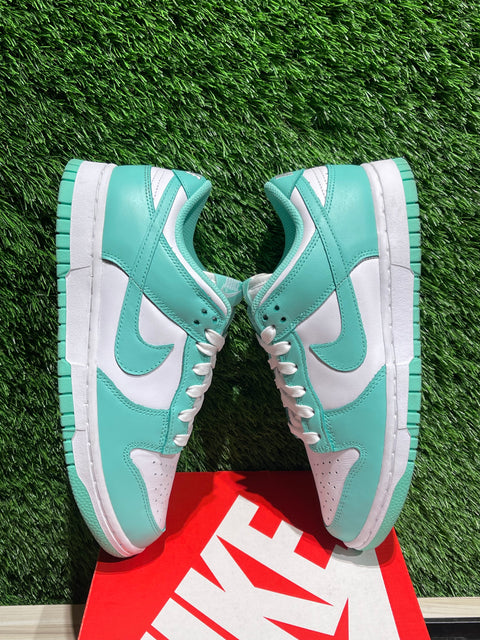 Nike Dunk Low Green Glow (Women's) Sz 7.5W/6M