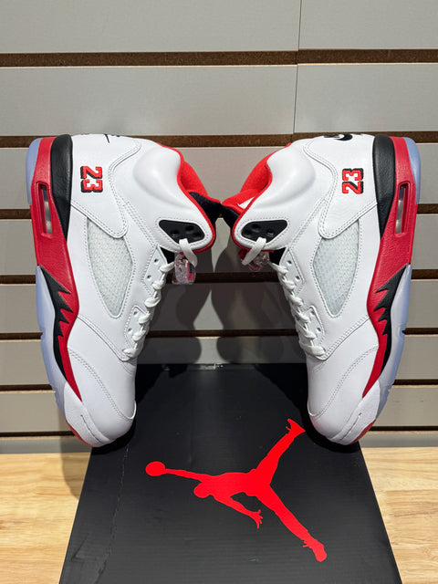 Jordan 5 Retro Fire Red Black Tongue (2025) Sz 10.5