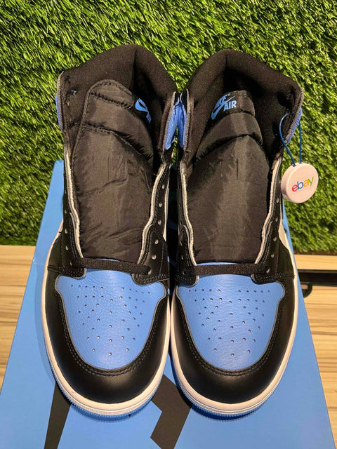 Jordan 1 Retro High OG UNC Toe Sz 11.5.