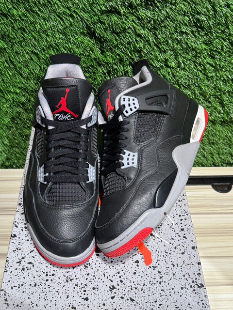 Jordan 4 Retro Bred Reimagined Sz 10M