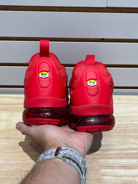 Nike Air VaporMax Plus Triple Red Sz 9