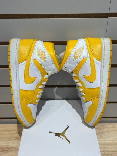 Jordan 1 Mid White University Gold (Women's) Sz 5M