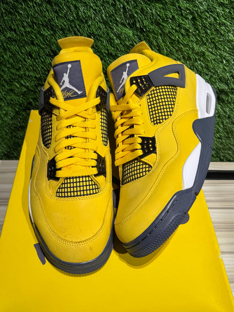 Jordan 4 Retro Lightning (2021) Sz 13M