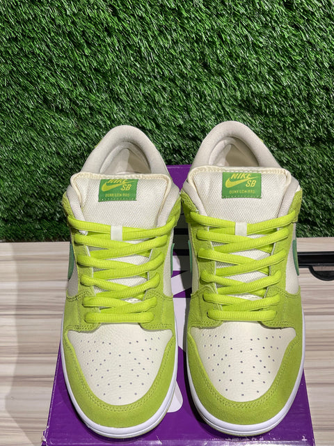 Nike SB Dunk Low Green Apple Sz 10.5M