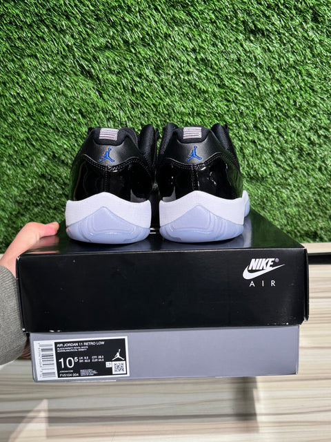Jordan 11 Retro Low Space Jam Sz 10.5