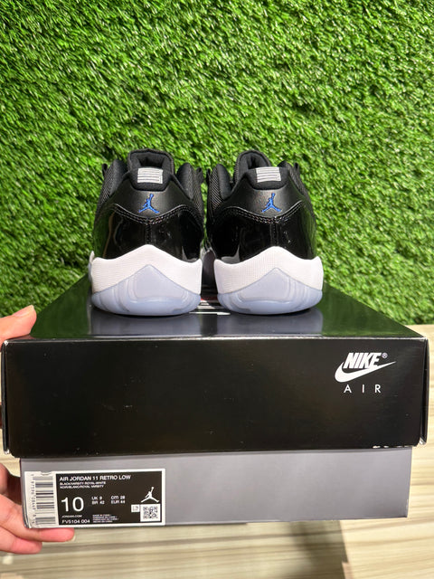 Jordan 11 Retro Low Space Jam Sz 10M