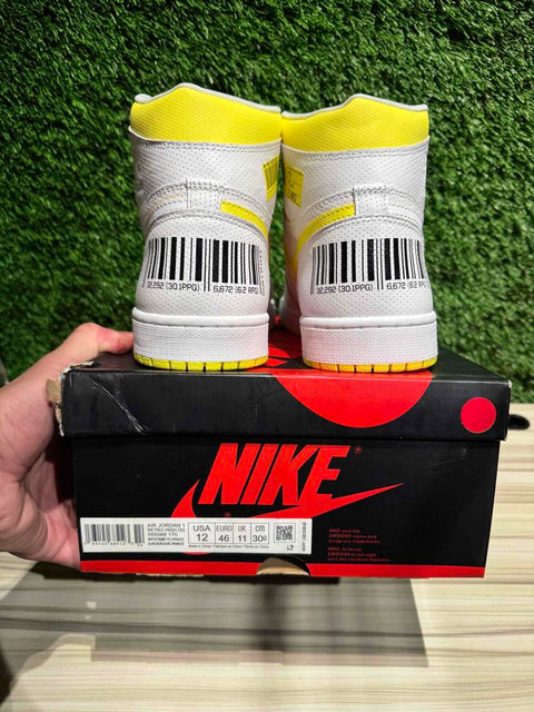 Jordan 1 Retro High First Class Flight Sz 12.