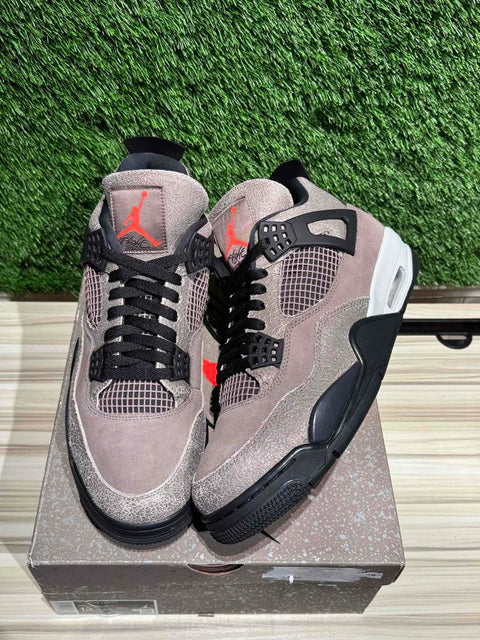 Jordan 4 Retro Taupe Haze Sz 12M