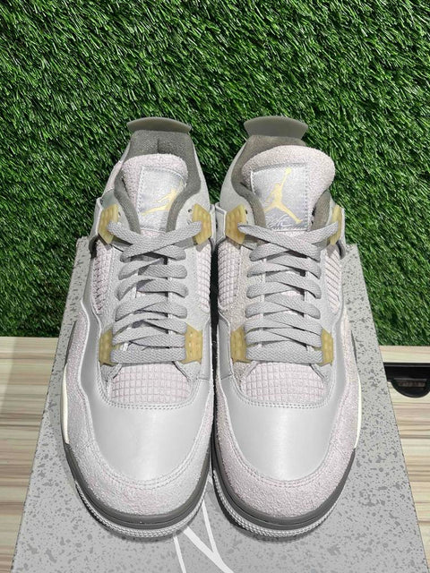 Jordan 4 Retro SE Craft Photon Dust SZ 11.5