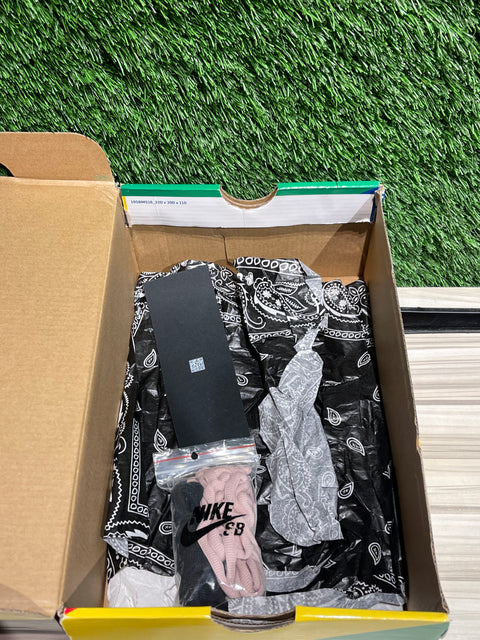 Nike SB Dunk Low Travis Scott