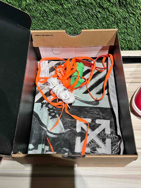 Jordan 1 Retro High Off-White Chicago Sz 8