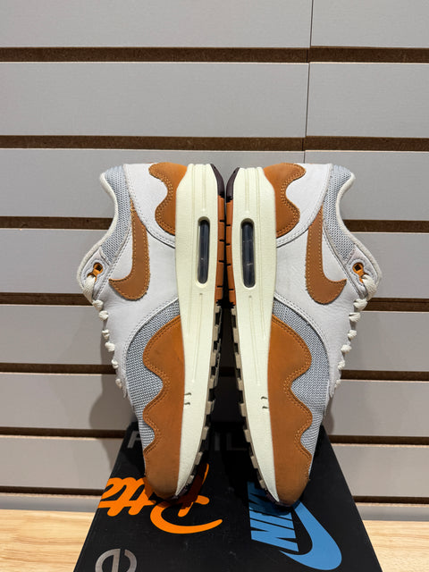 Nike Air Max 1 Patta Waves Monarch (with Bracelet) Sz 8.5