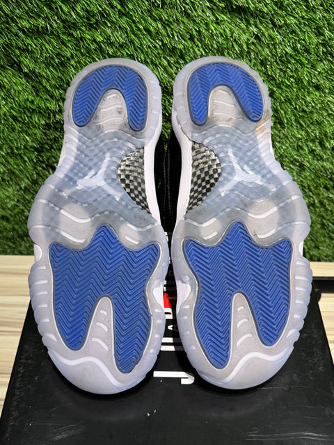 Jordan 11 Retro Low Space Jam Sz 10M