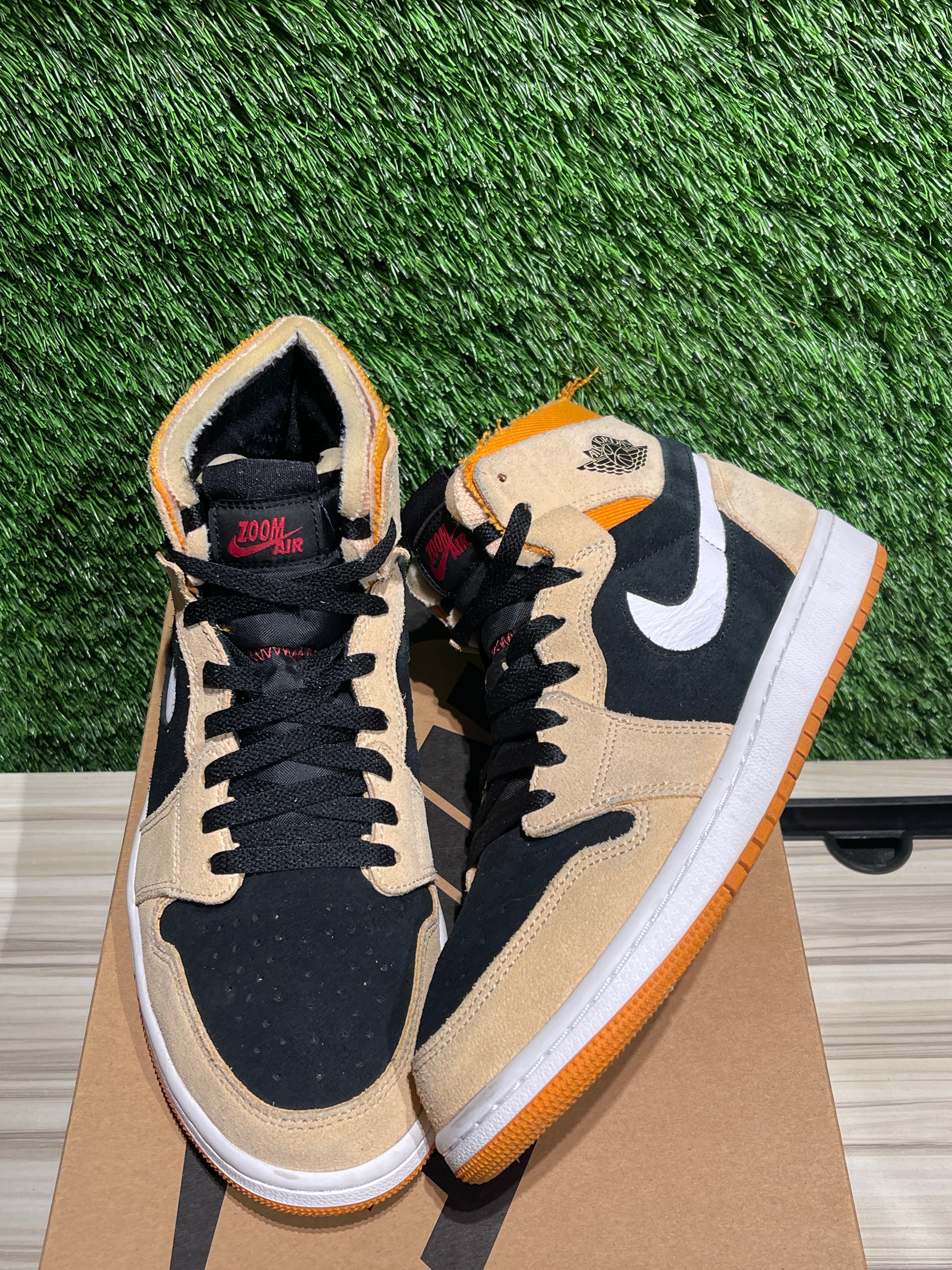 橘1 Jordan 1 High Zoom Air CMFT Pumpkin Spice Sz 10.5 – Sneak City