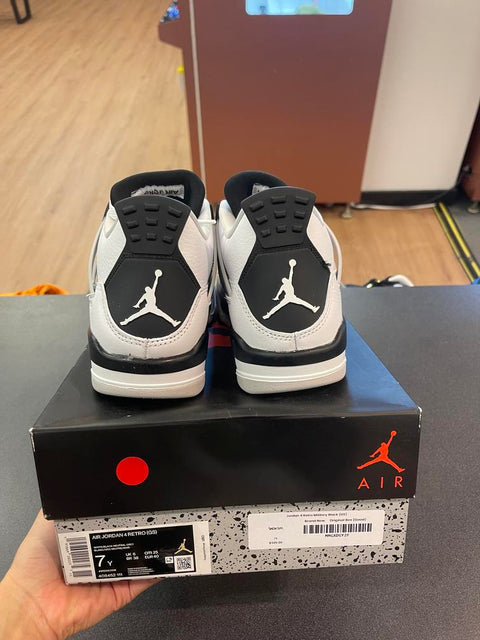 Jordan 4 Retro Military Black (GS)