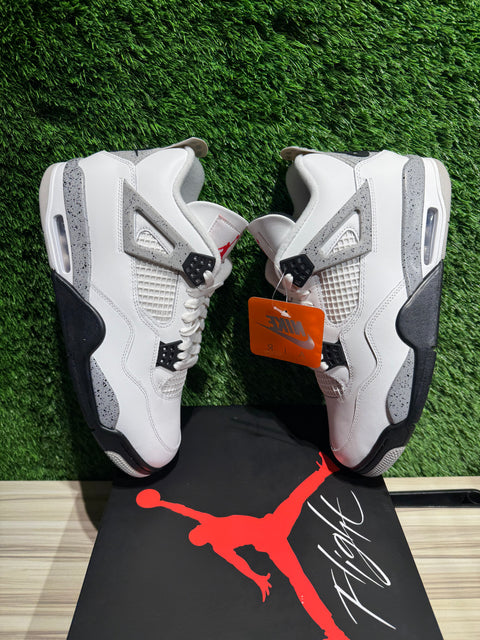 Jordan 4 Retro White Cement (2025) Sz 10.5