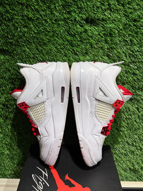 Jordan 4 Retro Metallic Red (GS) Sz 5.5Y